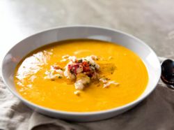 Cách làm món súp tôm hùm – Tinh chất quý giá nhất đến từ nước dùng 