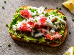 Bánh mì nướng bơ King Crab 