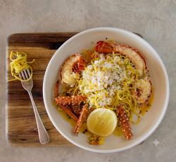 CÔNG THỨC CỦA THÁNG: CUA HOÀNG ĐẾ VÀ MỲ SPAGHETTI TÔM CÀNG XANH 