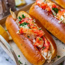 Cua hoàng đế hot dog