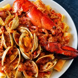 Sự kết hợp đỉnh cao của Ngao và Tôm hùm Enchilada 